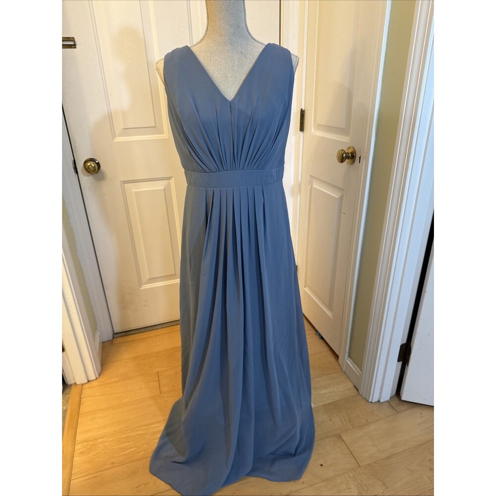 Sleeveless V-Neck Prom Gown in Dusty Blue